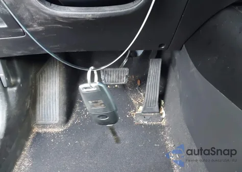 2016 Kia Soul z USA, uszkodzony, nr VIN KNDJN2A28G7311565